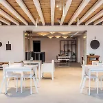 オストラコ スイーツ Mykonos Town