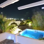 オストラコ スイーツ Mykonos Town