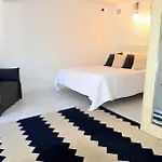 オストラコ スイーツ Mykonos Town