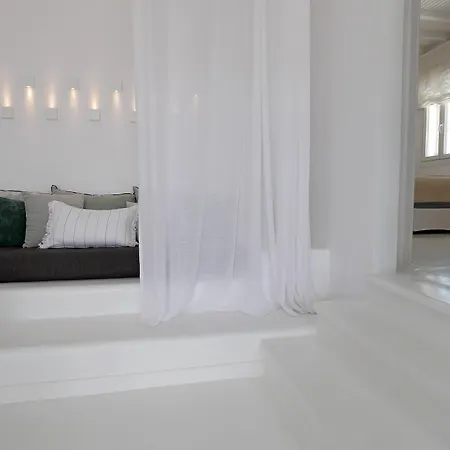 Ostraco Mykonos Town